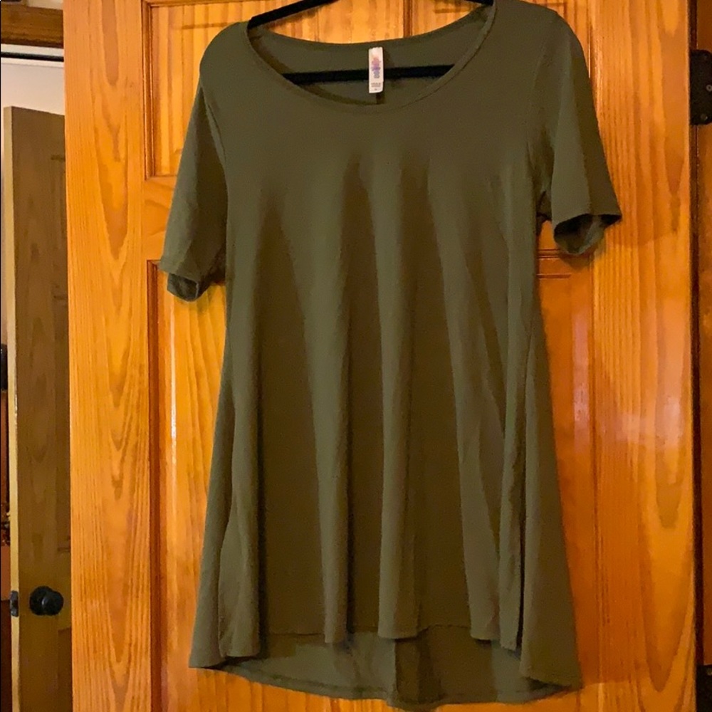 Solid tunic shirt